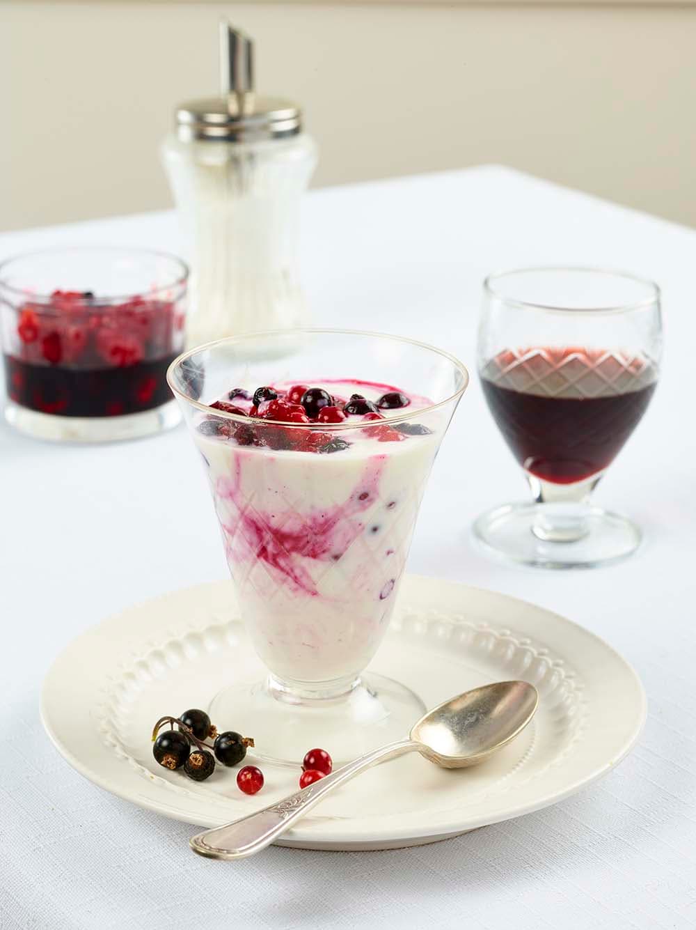 Fromage blanc au mélange de fruits rouges